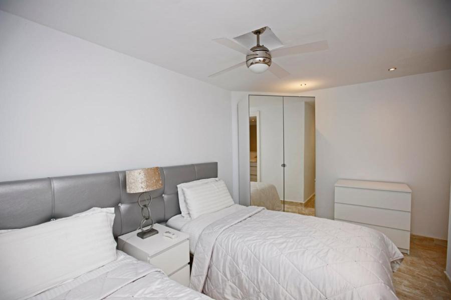 R02 Luxury In With Pool And Garden Apartment Marbella